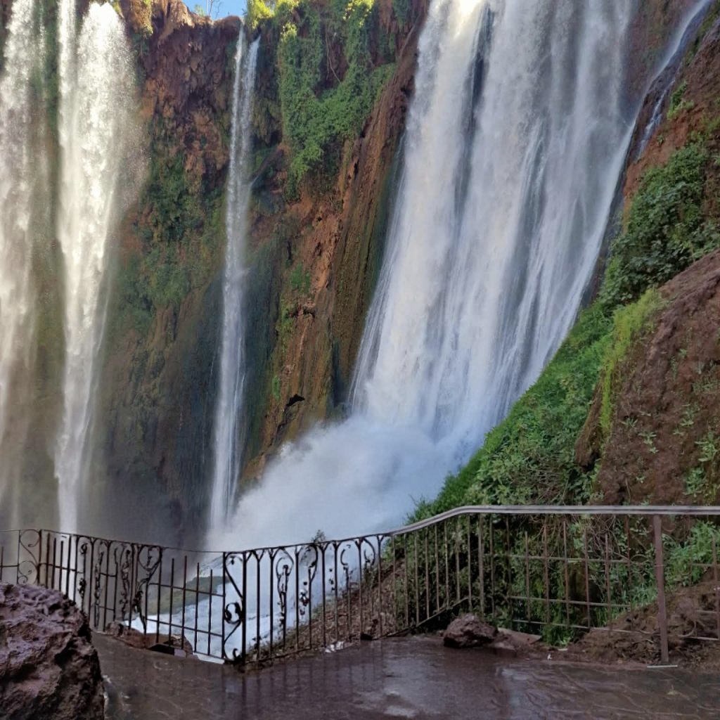 Splendide cascade d'ouzoud